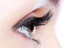 How to Remove Eyelash Extensions at Home?