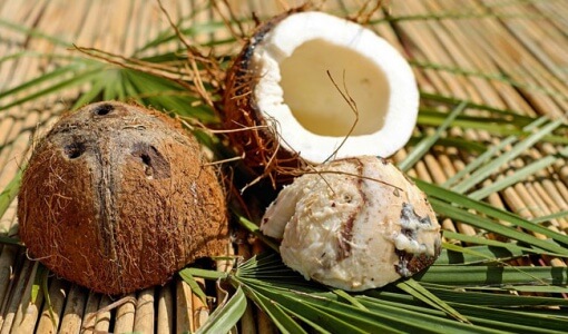 coconut-oil-during-pregnancy-for-stretch-marks
